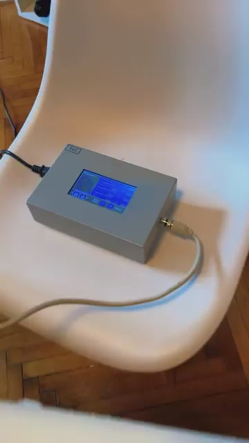 Video alt text