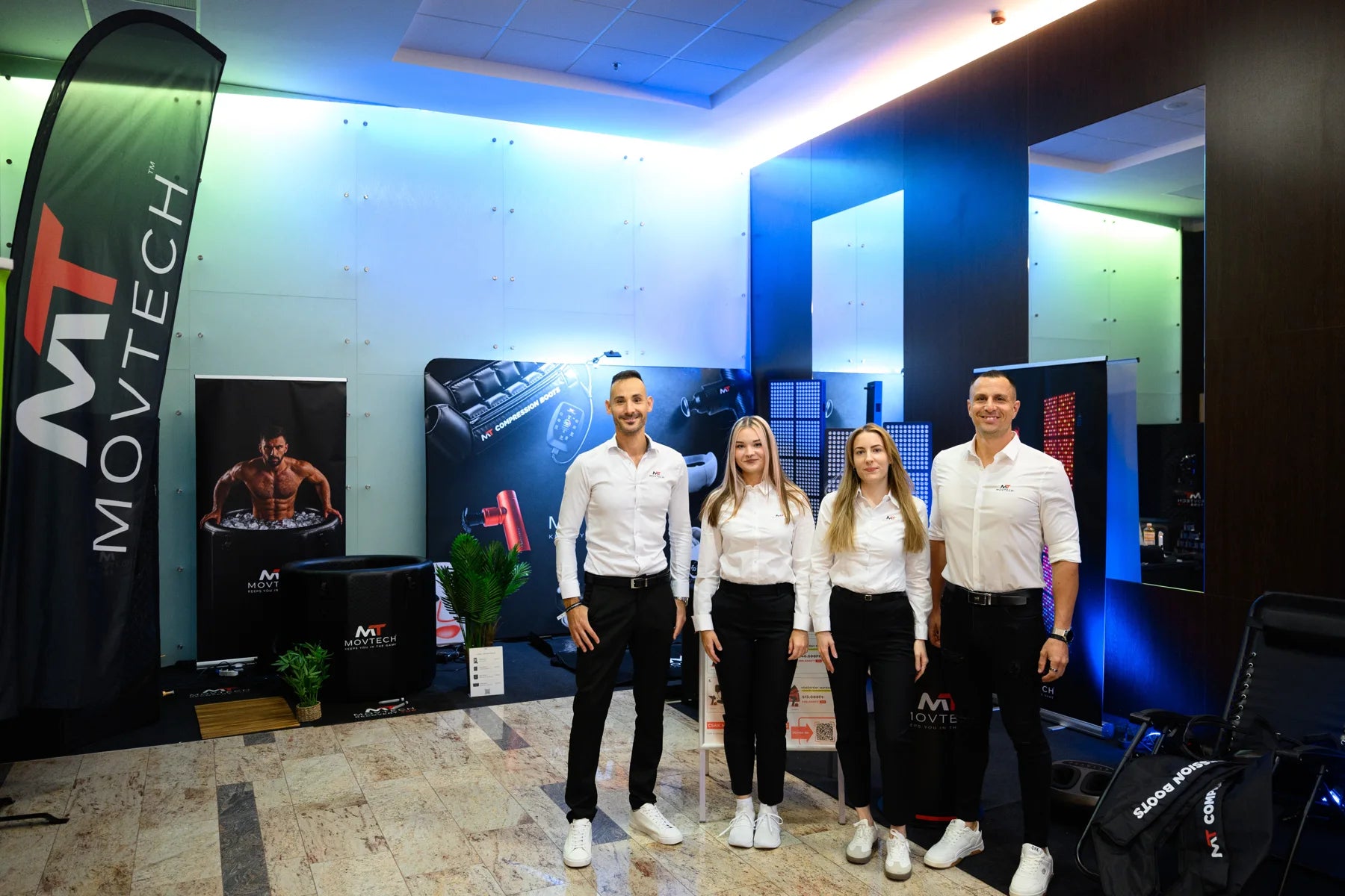 A Movtech csapata a Longevity Summit 2026 standján